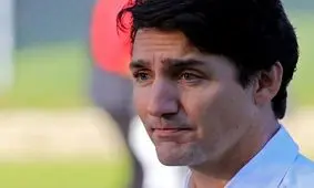 نخست وزیر کانادا توسط علاء الدین نقره داغ شد