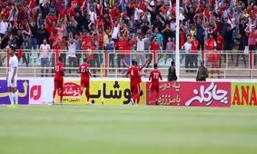 3 امتیاز شیرین هدیه مدافعین گل‌گهر به تراکتور