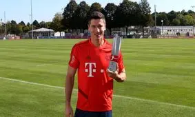 لواندوفسکی بازیکن ماه بوندسلیگا شد