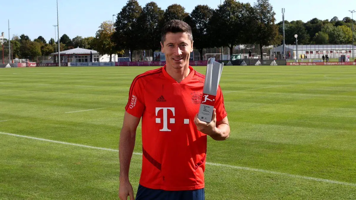 لواندوفسکی بازیکن ماه بوندسلیگا شد