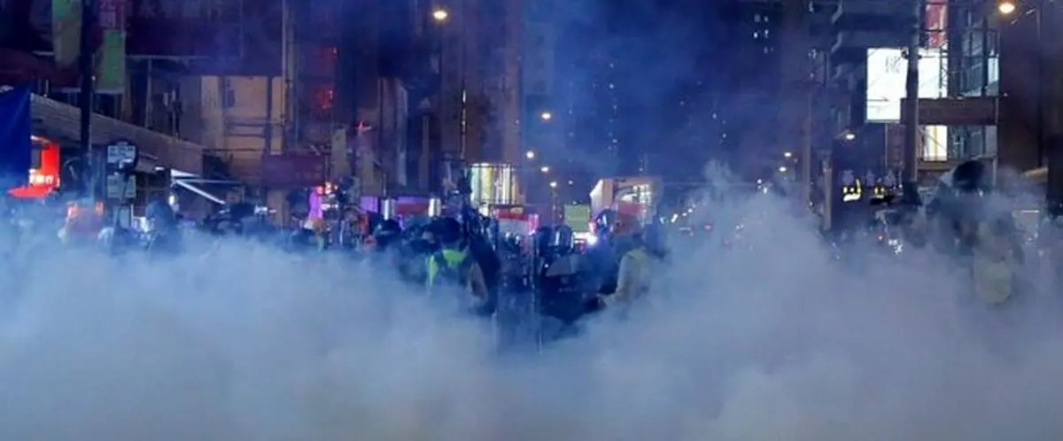 شب ناآرام هنگ‌کنگ؛ اعتراضات ضد دولتی ادامه دارد