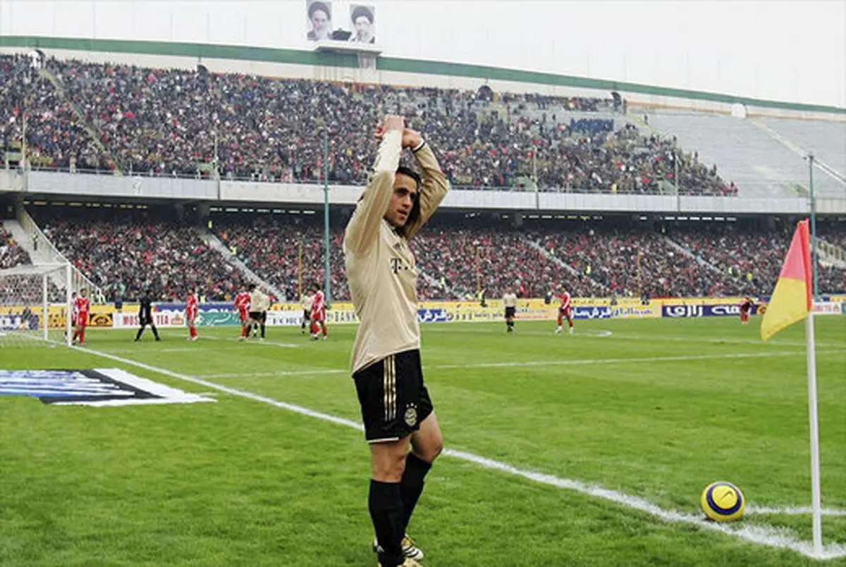 پست اینستاگرامی علی کریمی پیش از دربی/عکس