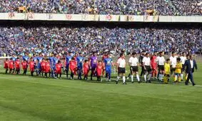 تا دقیقه ۲۸؛ استقلال صفر - پرسپولیس صفر/ علی کریمی پنالتی آبی‌ها را از دست داد