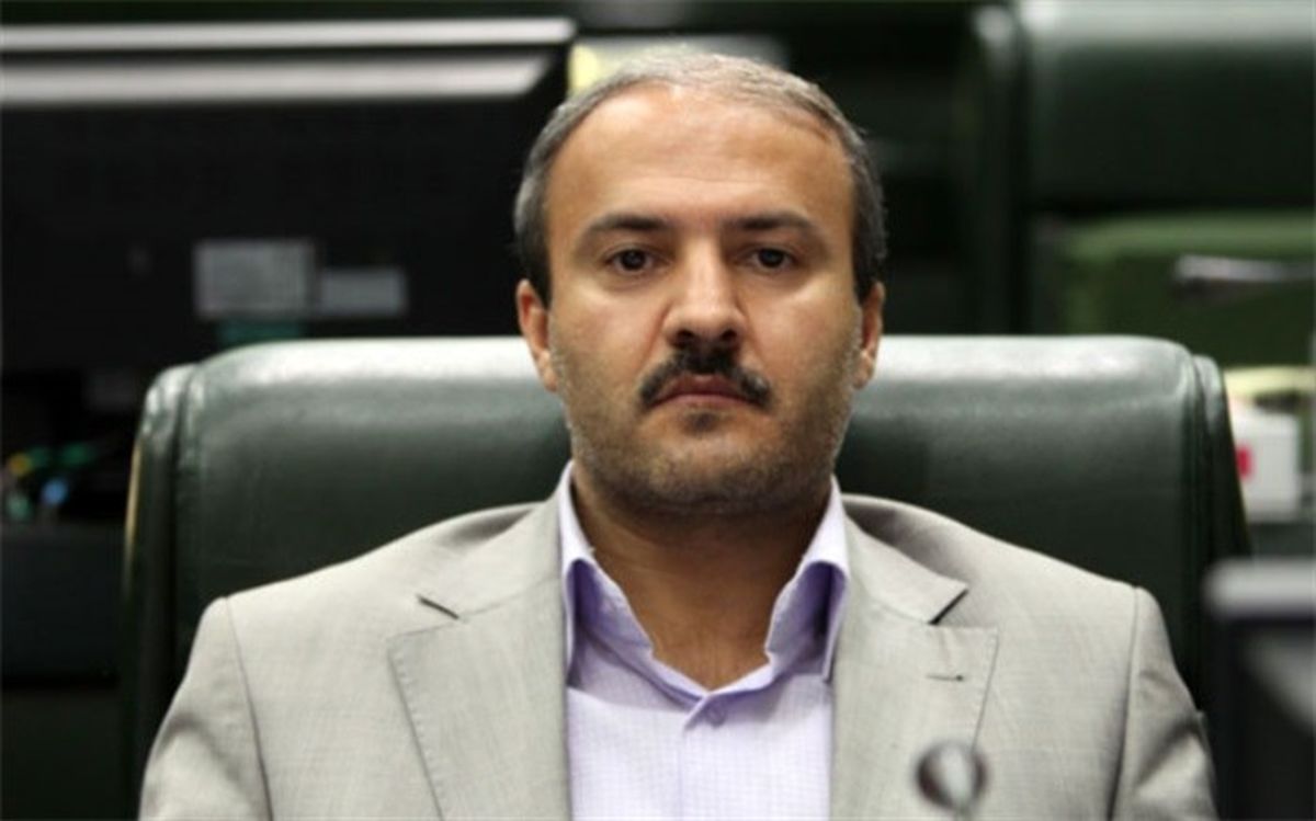 برخی کاندیدهای مجلس استارت تبلیغات را از یک سال قبل میزنند/ نماینده برای وعدههای خارج از وظایفش، مجبور است قانون را دور بزند