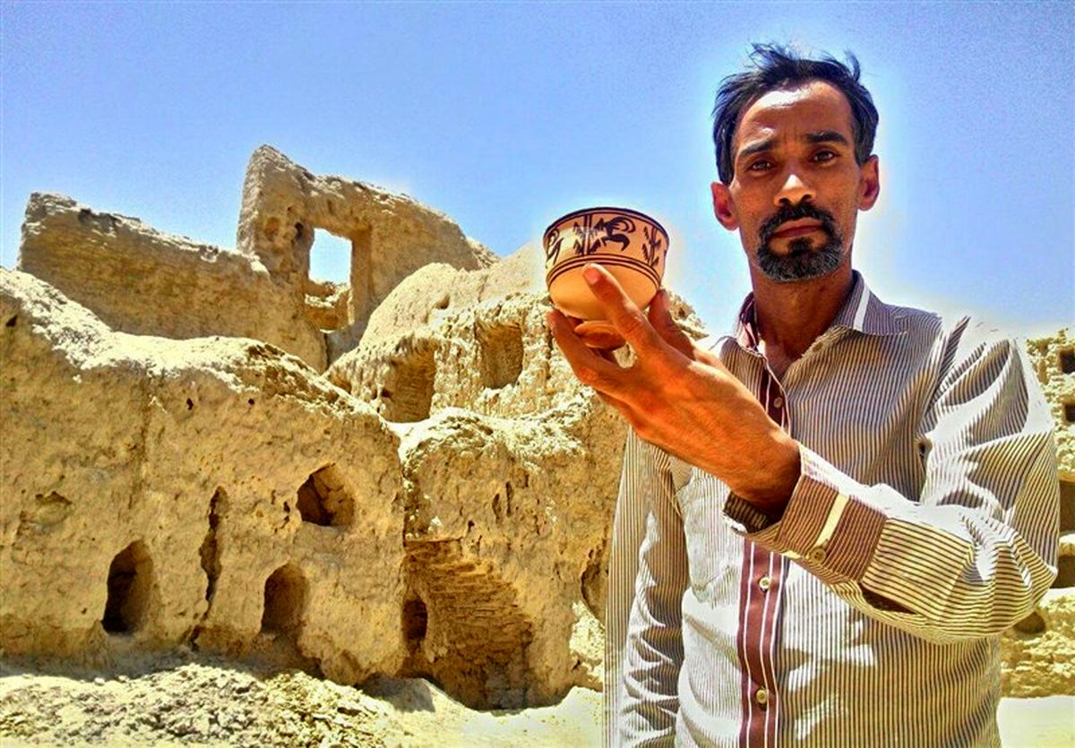 هنرمندی با ۳۰ رکورد گینس و ۲۰۰۰ اثر شاخص در سیستان و بلوچستان/ میخواهم مهماننوازی مردم استان را ثبت جهانی کنم