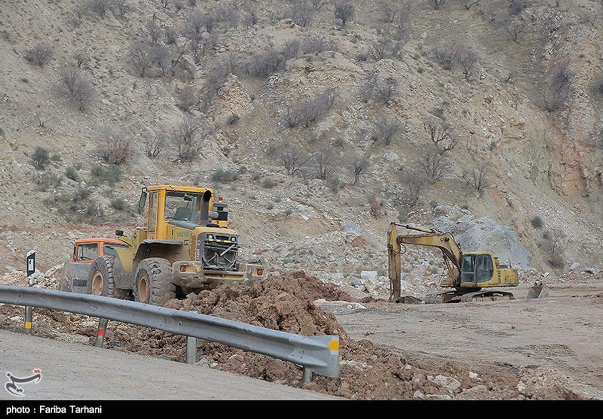 محور آبدانان به میمه در استان ایلام مسدود شد