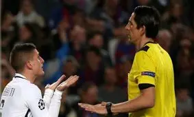 رئیس یوفا: داور بازی بارسلونا - پاری‌‌سن‌ژرمن محروم نمی‌شود