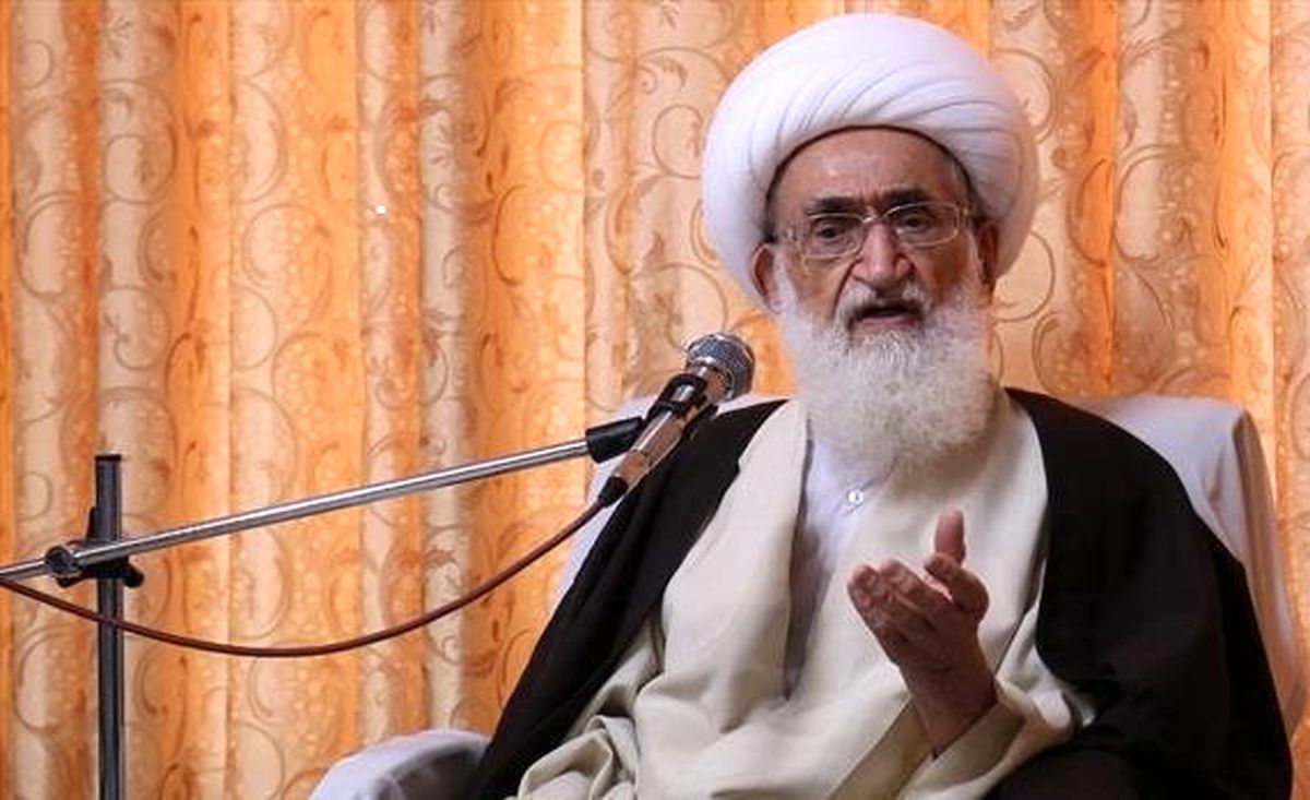 آیتالله نوریهمدانی اعلام کرد: ساخت فیلم درباره شمس و مولانا حرام است