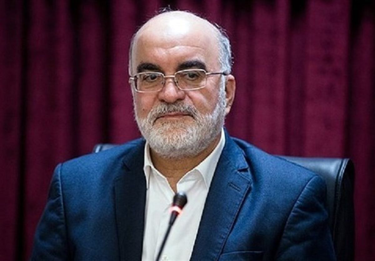 ناصر سراج: بازداشت نشدهام، ۸ شغل دارم / به دلیل سفر، در تودیع شرکت نکردم
