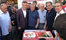 مدیرعامل پرسپولیس در جشن تولد پروین و خوردبین حاضر شد