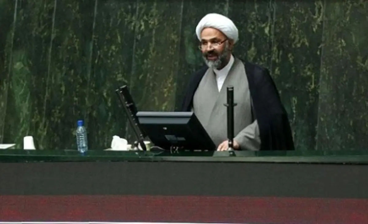 پژمانفر: آقای لاریجانی! 12 سال رئیس مجلس بودید، چه کردید؟