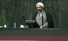 پژمانفر: آقای لاریجانی! 12 سال رئیس مجلس بودید، چه کردید؟