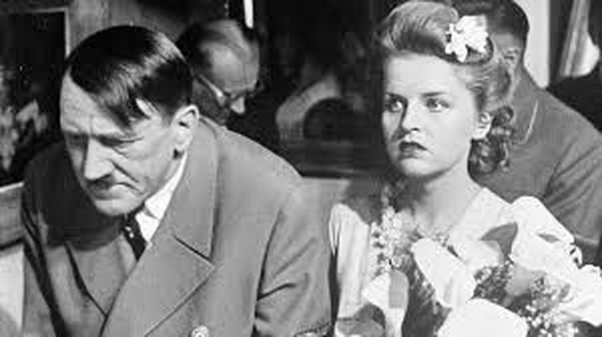 لباس و وسایل شخصی آخرین همسر هیتلر به قیمت ۵ هزار دلار فروش رفت