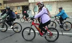 نماینده ولی فقیه در آذربایجان شرقی: مخالف دوچرخه سواری بانوان نیستیم / فقط به مرکز شهر نیایند و لباس نامناسب نپوشند