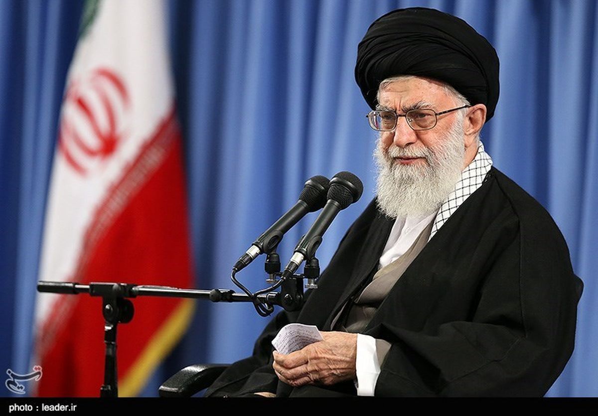 هتلها و سالنهای پرخرج، عروسی را شیرین نمیکند/ «عروسی شیرین» از نظر رهبر معظم انقلاب