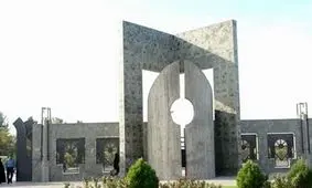 اتمام‌ حجت رئیس دانشگاه فردوسی با‌ دارندگان‌ مدارک D.B.A و M.B.A