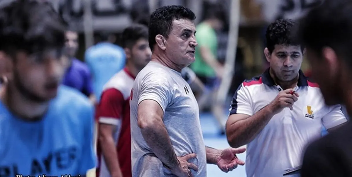 بنا: دبیر را یاری کنند تا دغدغه‌هایش کم‌تر شود