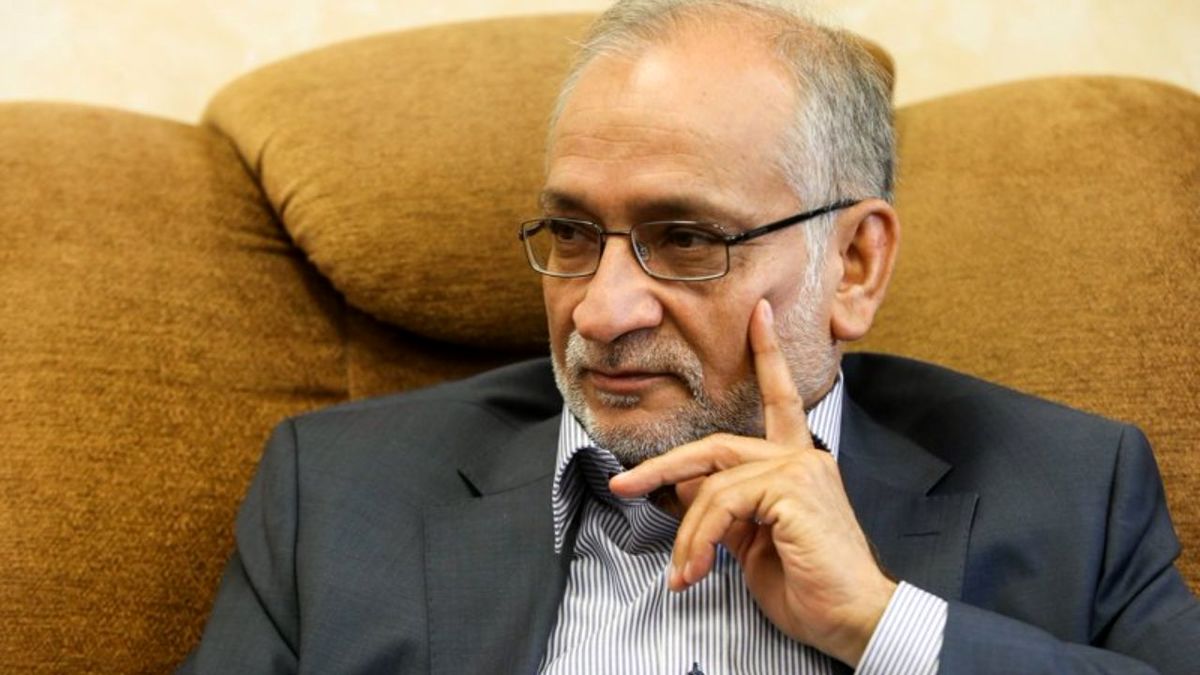 با دست بسته کشتی انتخابات را بردهایم / سیاست ما در انتخابات مجلس دهم به حداقل رساندن کرسیهای پایداری بود/ توقع نداشتیم لاریجانی زیر دست عارف بنشیند