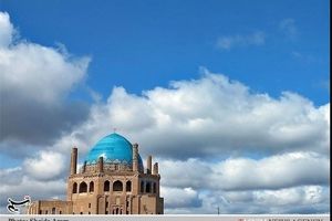 مس و چاقو پرفروش‌ترین صنایع دستی زنجان/بازدید از گنبد سلطانیه ۲۹ درصد افزایش یافته است