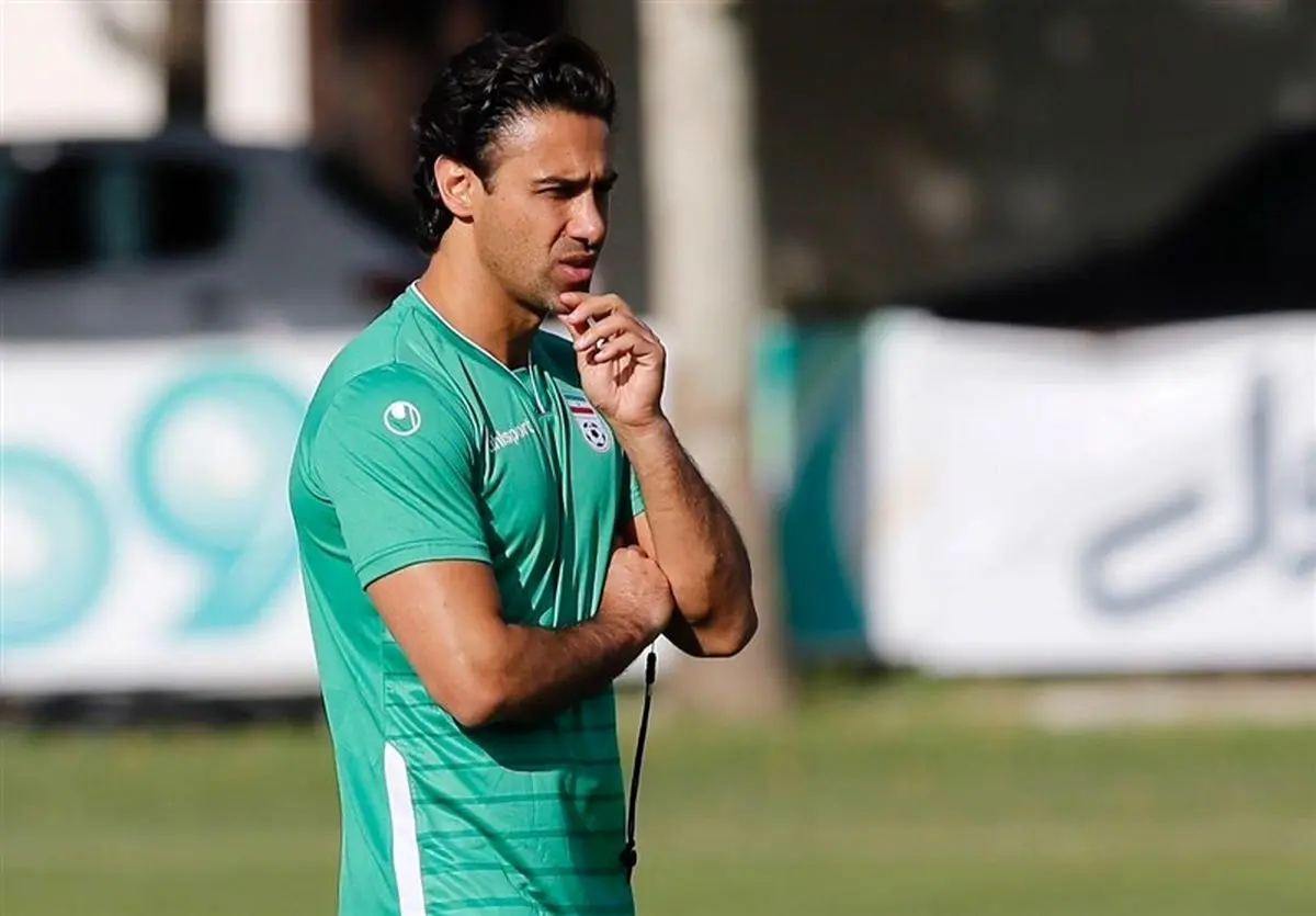 فرهاد مجیدی از سرمربیگری تیم امید استعفا داد