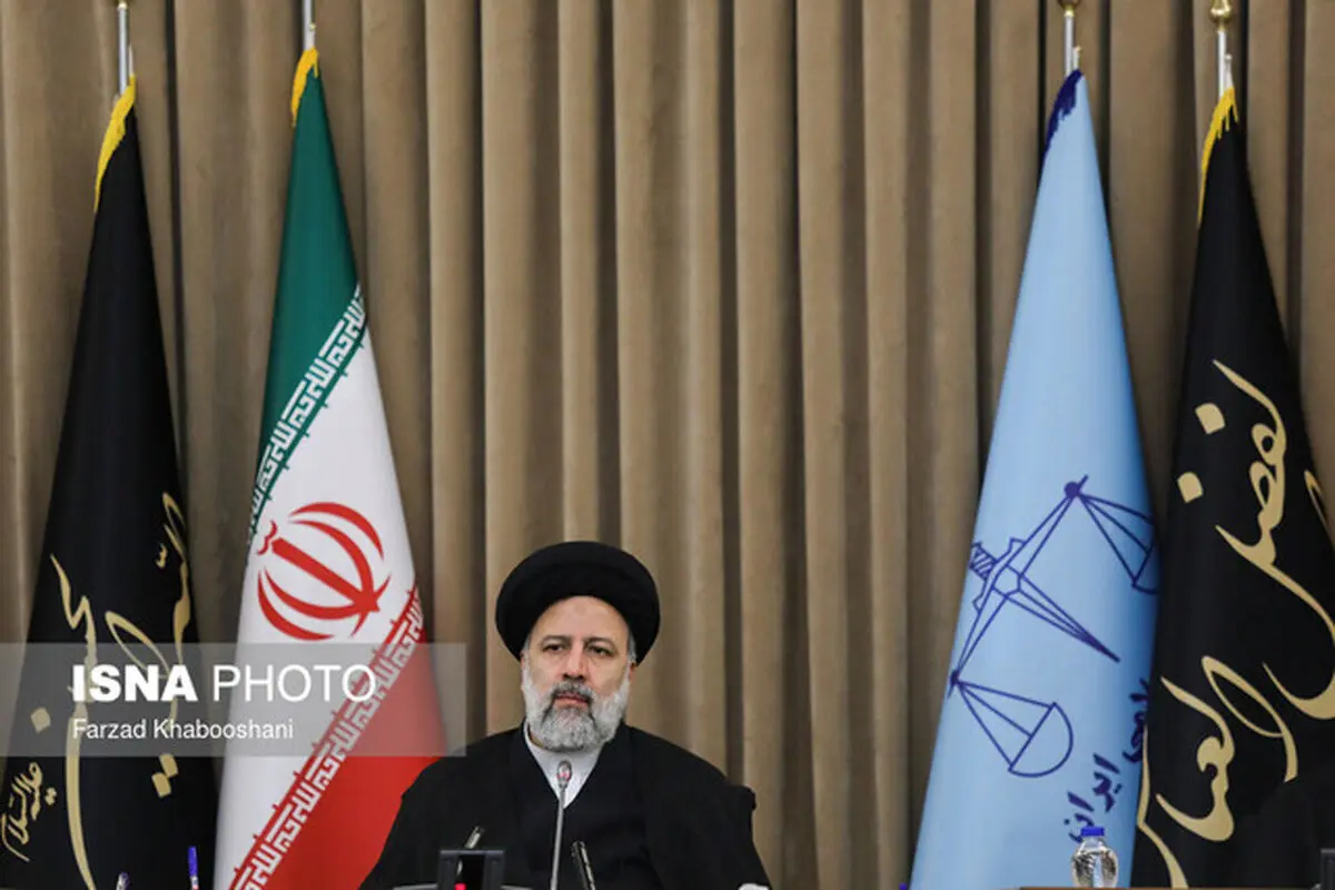 رئیسی: دریا را برای قاچاقچیان ناامن کنید