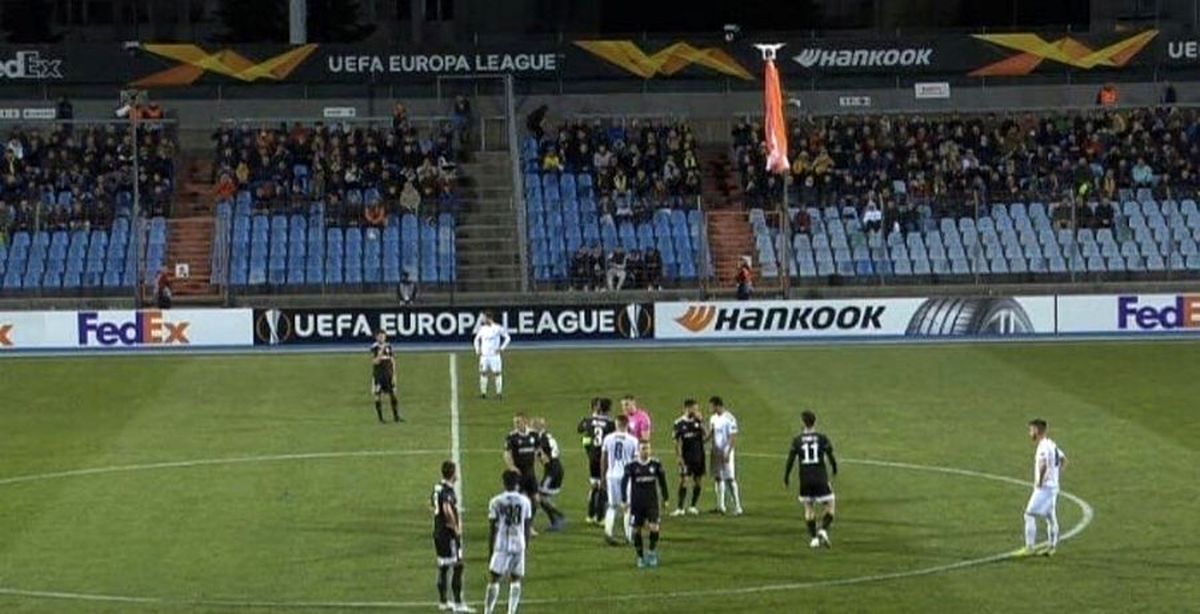 توقف یک بازی لیگ اروپا به دلیل پرواز پهباد
