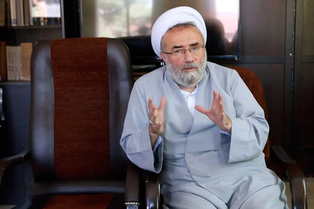 پدر دوگانه‌سازی بسوزد /وقتی روحانیون کار اصلی خود را رها کردند، مداحان تعیین کننده دین مردم شدند