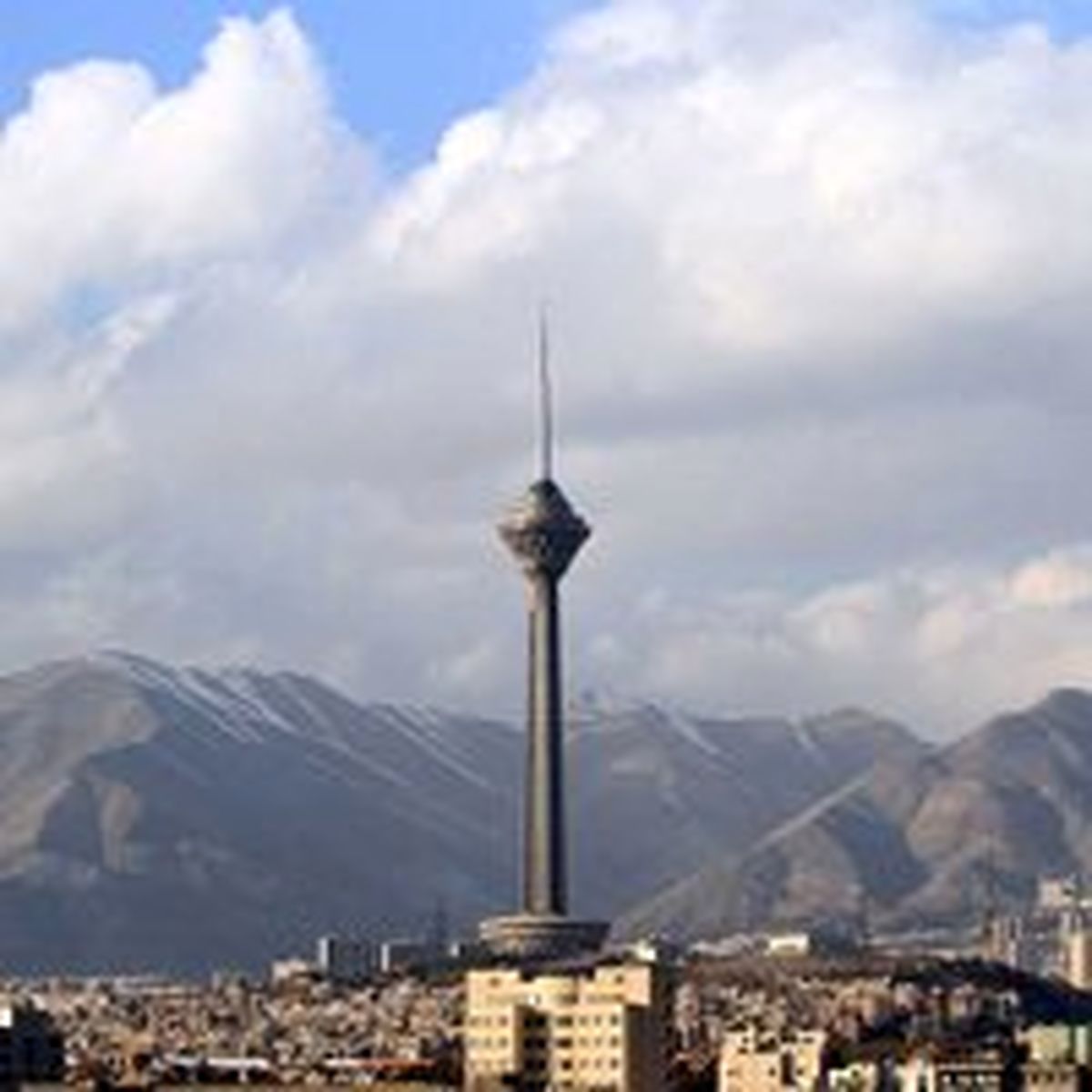 هوای تهران سالم است/دما کاهش می‌یابد