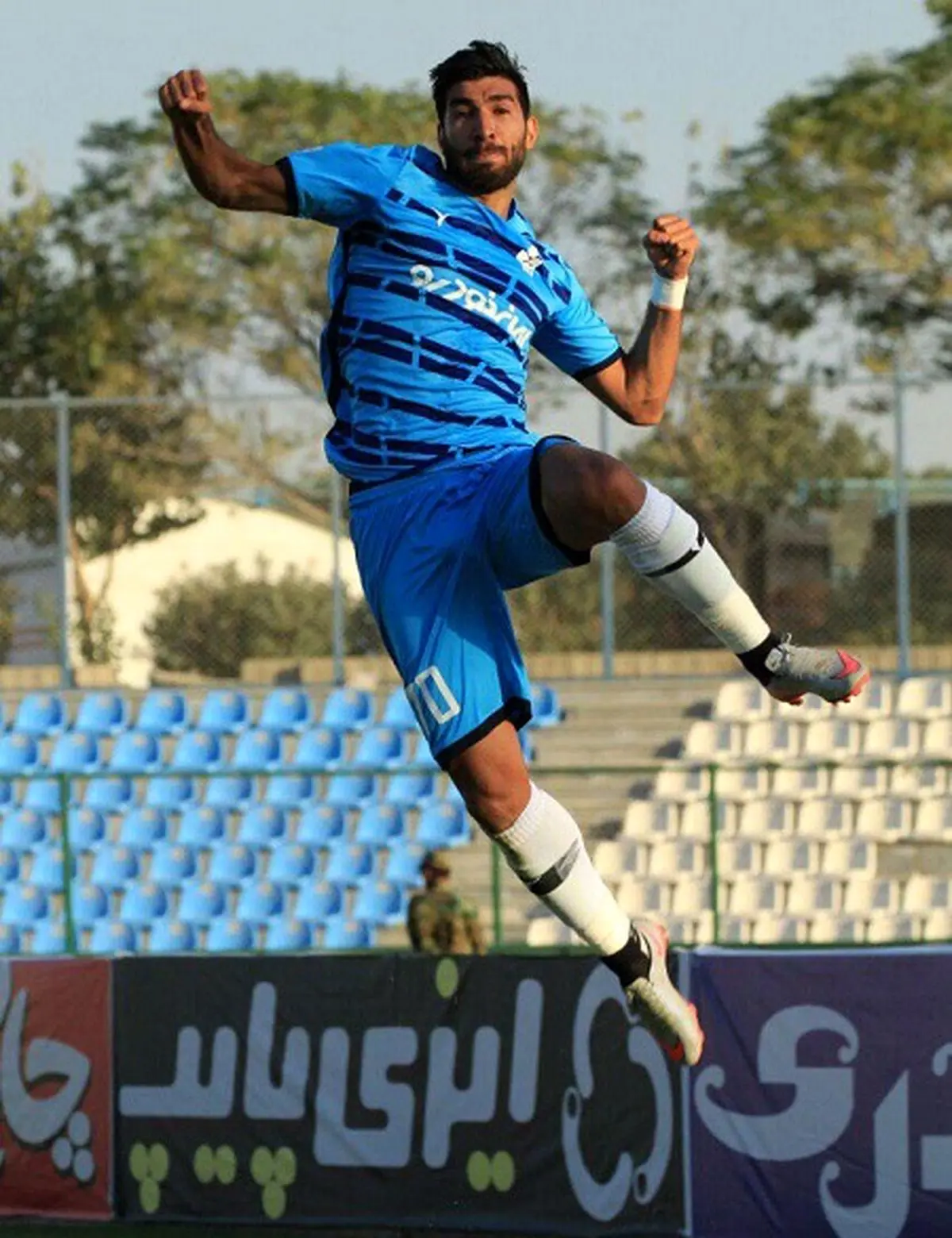 مغانلو: کاش گل نمی‌زدم اما پیکان برنده می‌شد