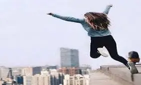 خودکشی دختر 15ساله از ترس برادر