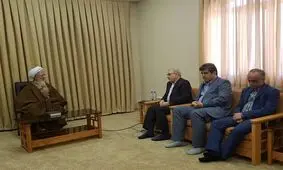 استاندار قم با آیت‌الله جوادی آملی دیدار کرد