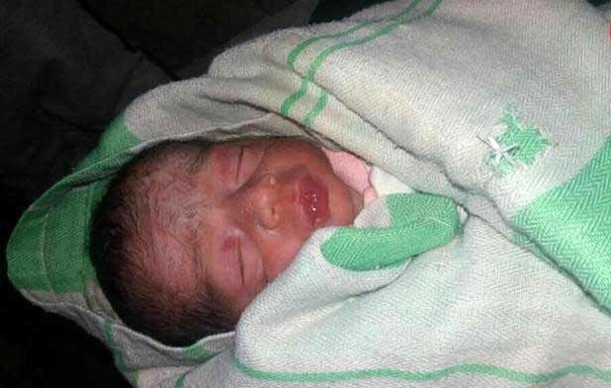 نوزاد بدون نام ونشان در خیابان رها شد