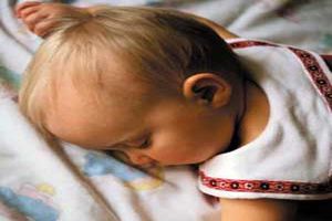 دمر خوابیدن نوزاد، خطر دارد؟