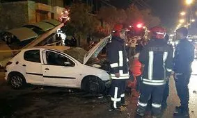 برخورد ۲۰۶ با ایستگاه اتوبوس ۲ مجروح بر جای گذاشت