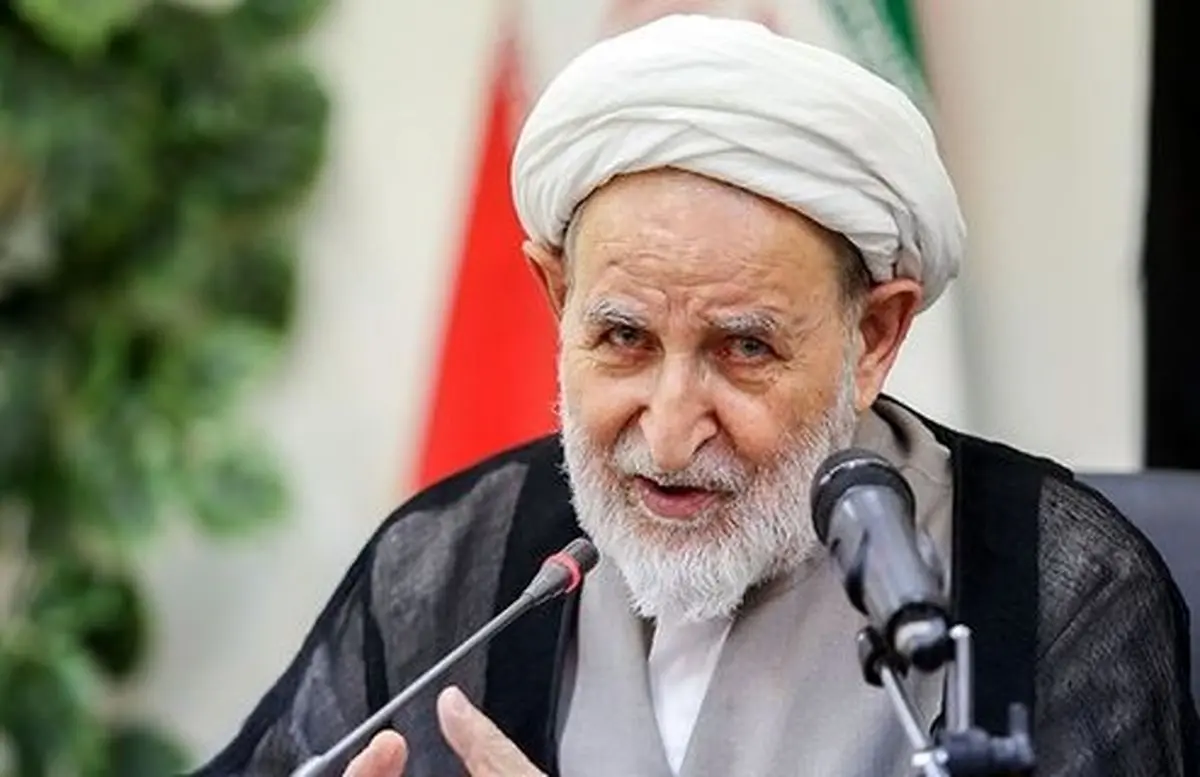 آیت الله یزدی: رهبر معظم انقلاب از هدایای الهی بوده و هستند / ولی فقیه فقط رهبر مسلمانان داخل کشور نیست، بلکه شرعا حاکم بر مسلمانان جهان است / مقررات سازمان ملل محدودکننده تشریعی ولایت‌فقیه نیست