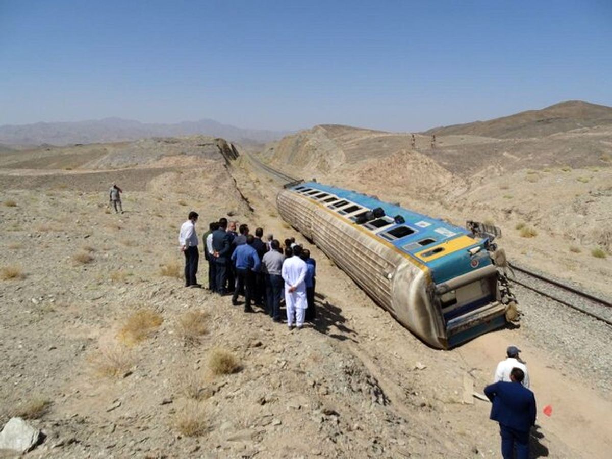 حدود ۱۷۰ پیچ از ریل باز شده بوده که ارزش دزدی نداشته / آیا انگیزه خرابکاری در کار بوده است؟