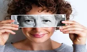 روش هایی برای به تعویق انداختن چروک دور چشم