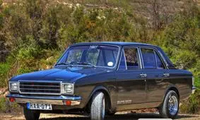 تصویری نایاب از فروش پیکان به شیخ ابوظبی در سال ۱۳۵۳!