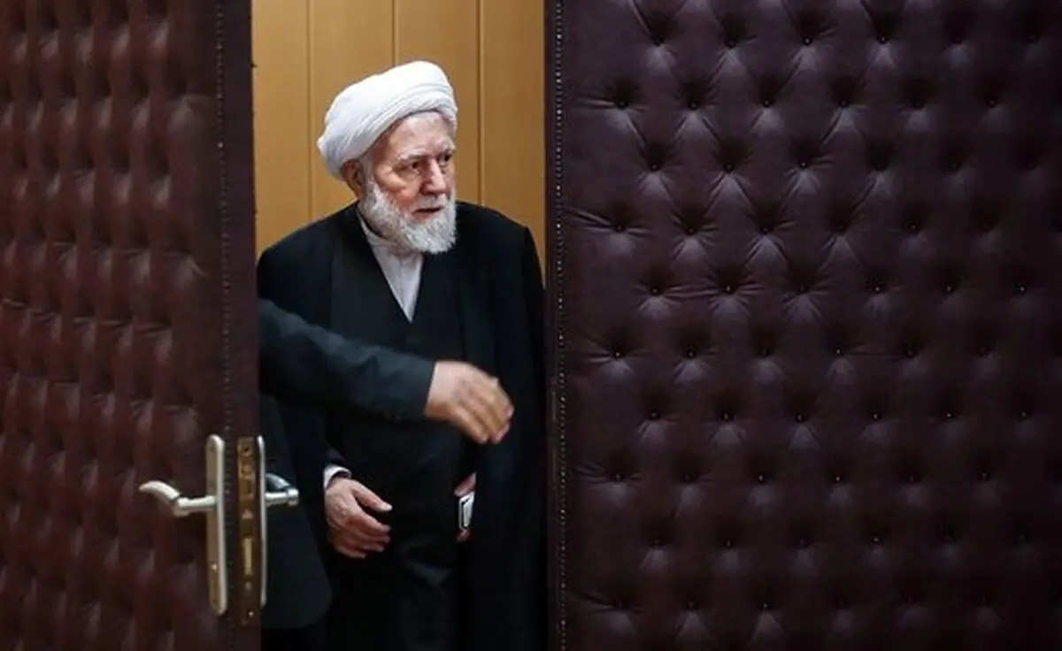روایتی از پخش فیلم اعترافات همسر سعید امامی در راهروهای مجلس