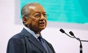 ماهاتیر محمد: می‌پذیرم که هولوکاستی روی داده؛ اما حرفم این است که چه کسی آمار کشته شدگان را مشخص کرده؟ / طرفداران یهودیان یک عدد می‌دهد، مخالفان یک عدد دیگر