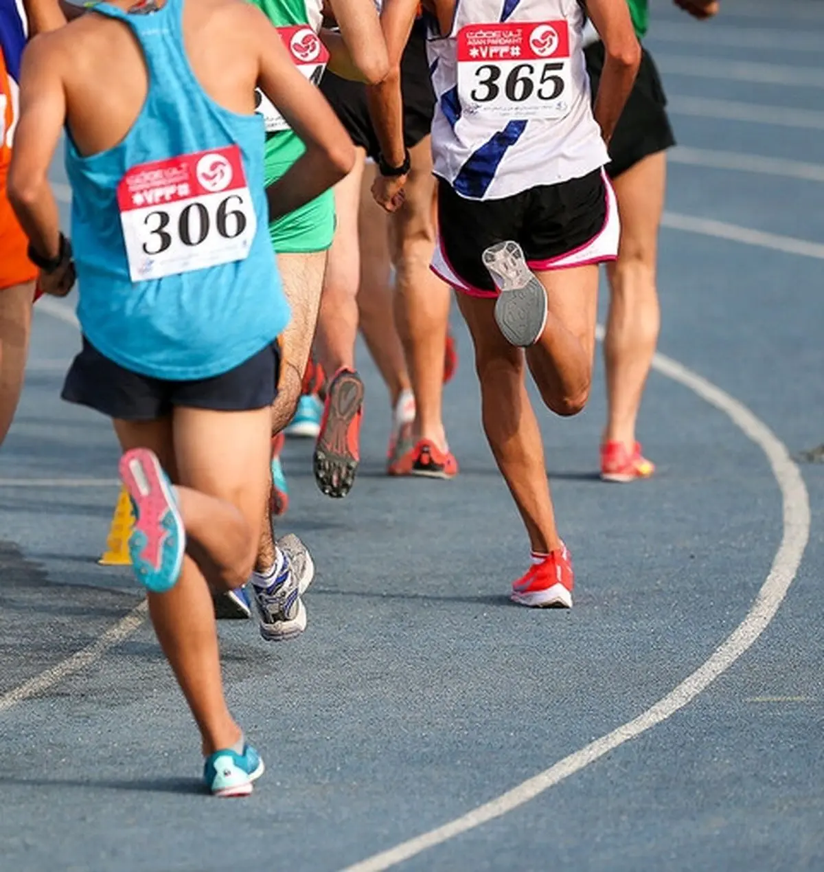 قهرمانی، ماموریت دوومیدانی‌کاران در هنگ‌کنگ