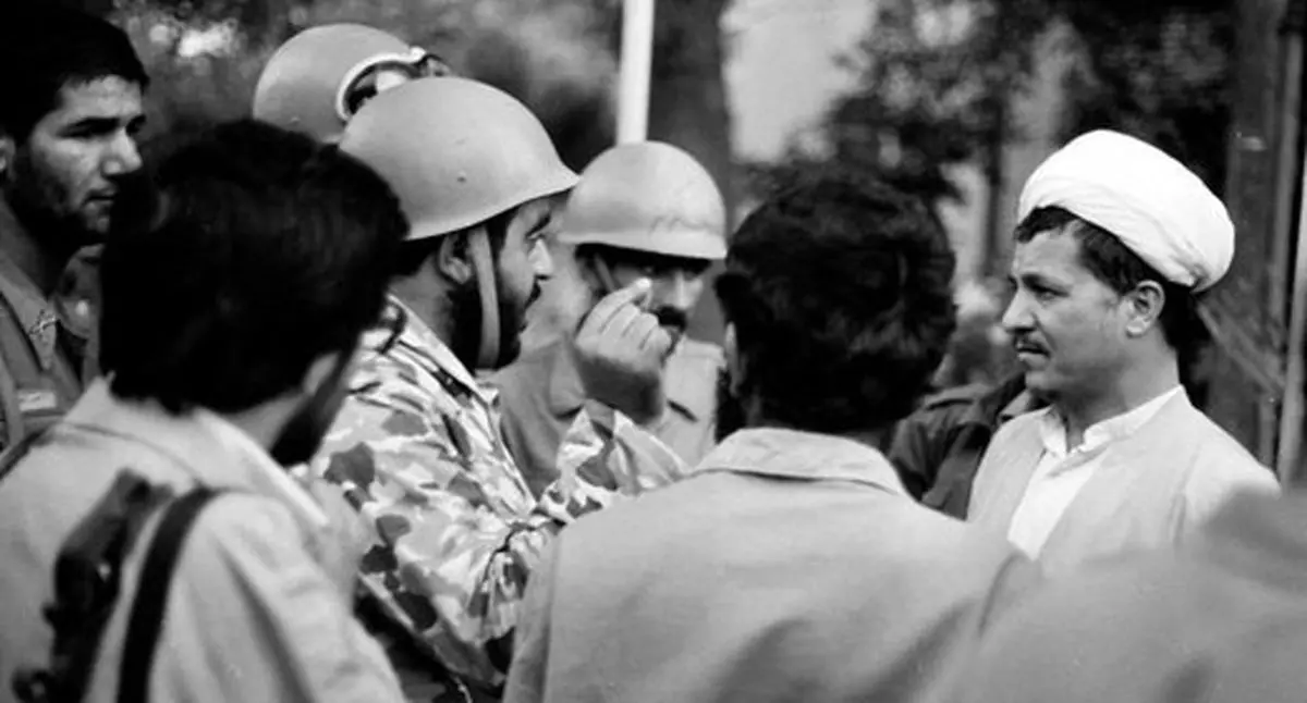 چه کسانی آیت هاشمی را مقصر ادامه جنگ می‌دانستند؟/ ماجرای پیشنهاد آیت الله برای ادغام وزارت دفاع و ارتش و سپاه