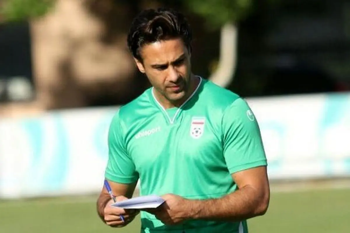 فرهاد بدون پرو لایسنس روی نیمکت می‌نشیند؟