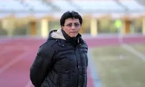 مرفاوی: استقلال مزد زحمات خود را نگرفته است