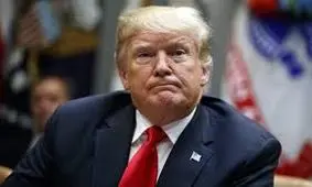 ترامپ: اگر من استیضاح شوم بازار سهام سقوط می‌کند