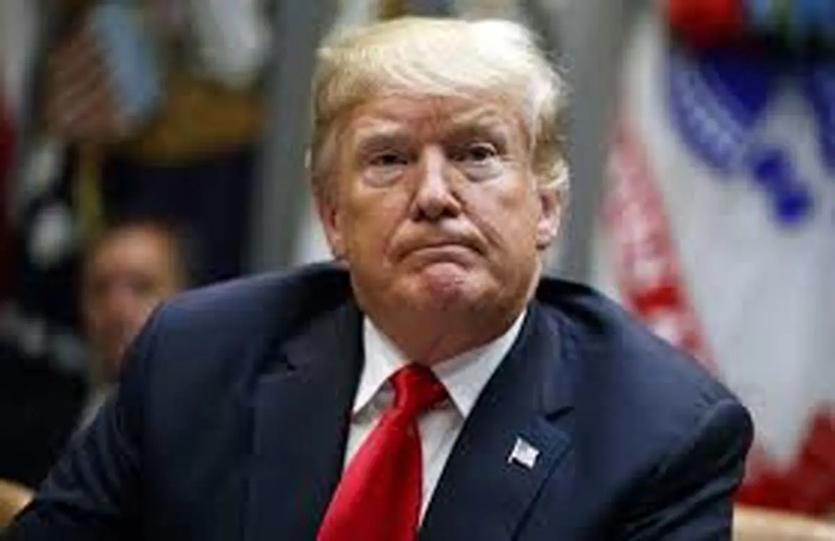 ترامپ: اگر من استیضاح شوم بازار سهام سقوط می‌کند