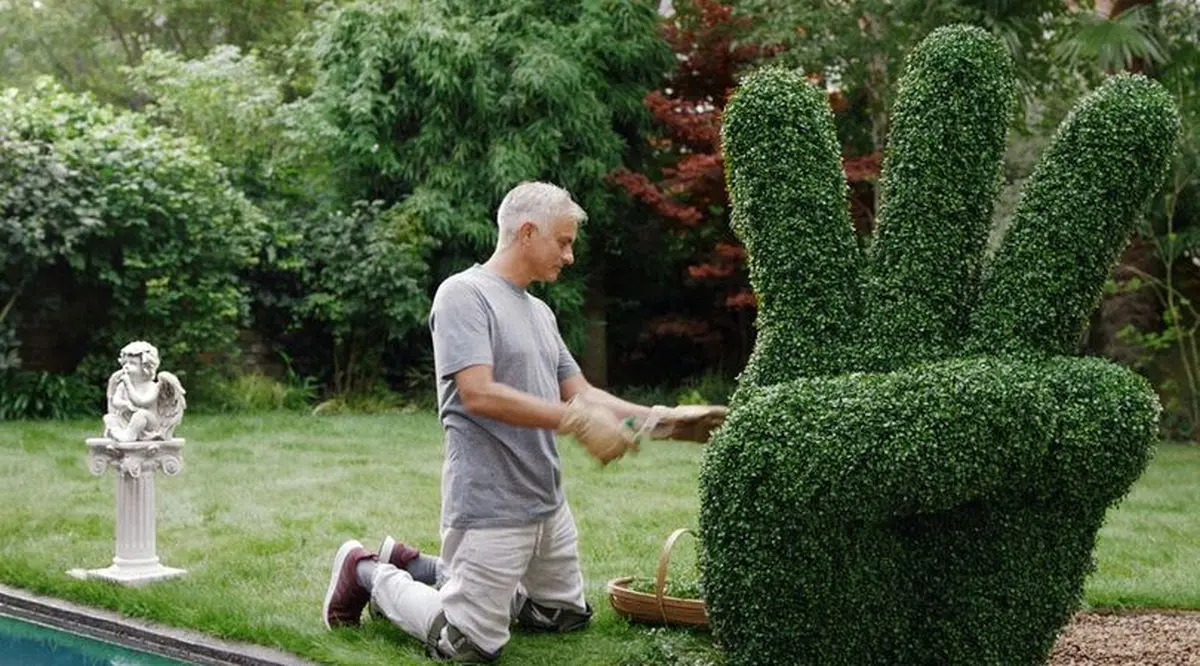 تبلیغ تلویزیونی خاص از آقای خاص!