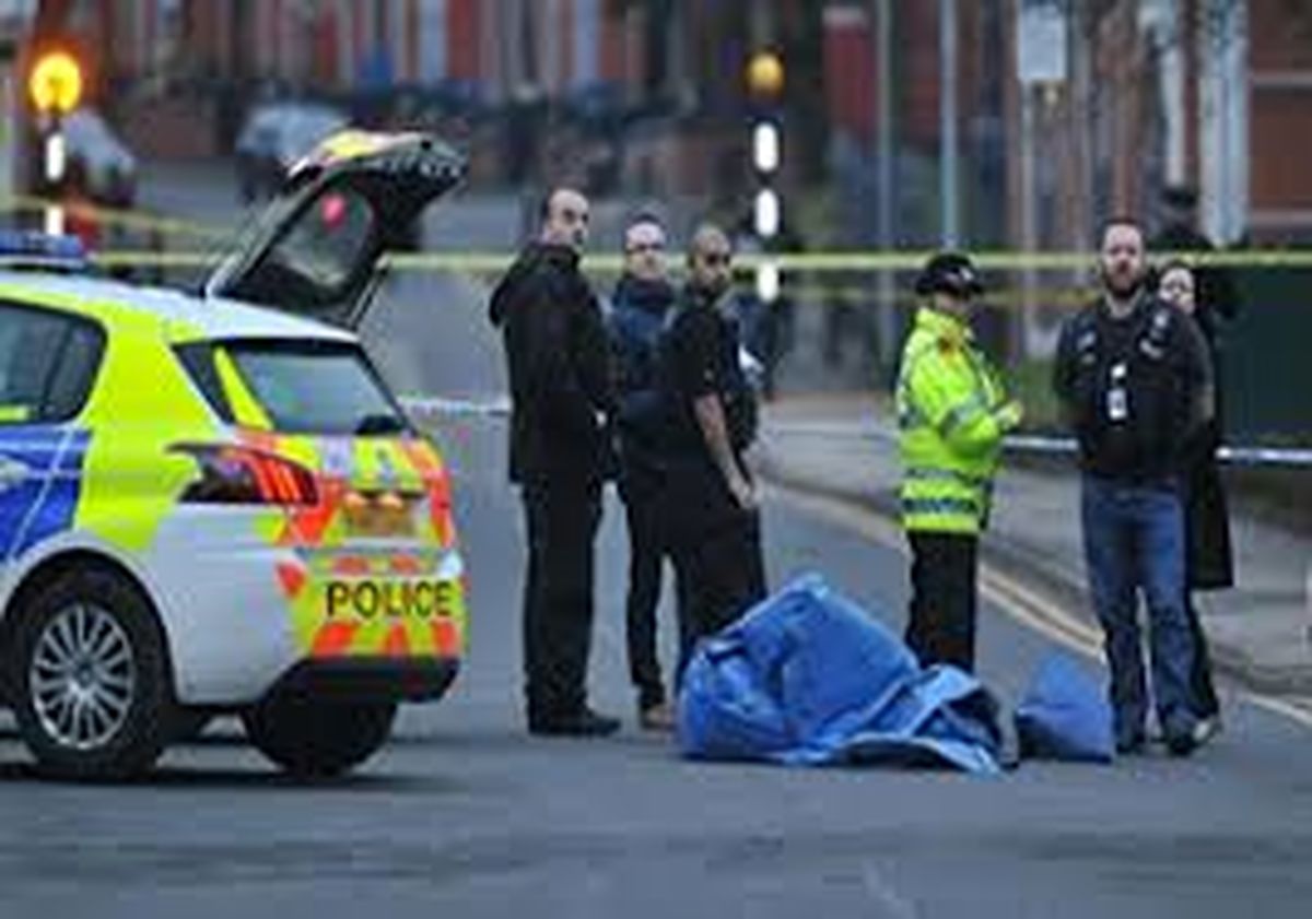 سلاخی شدن هولناک یک مرد مقابل مسجدی در انگلستان