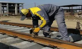 تهدید جان مسافران ریلی با پدیده پیچ‌دزدی