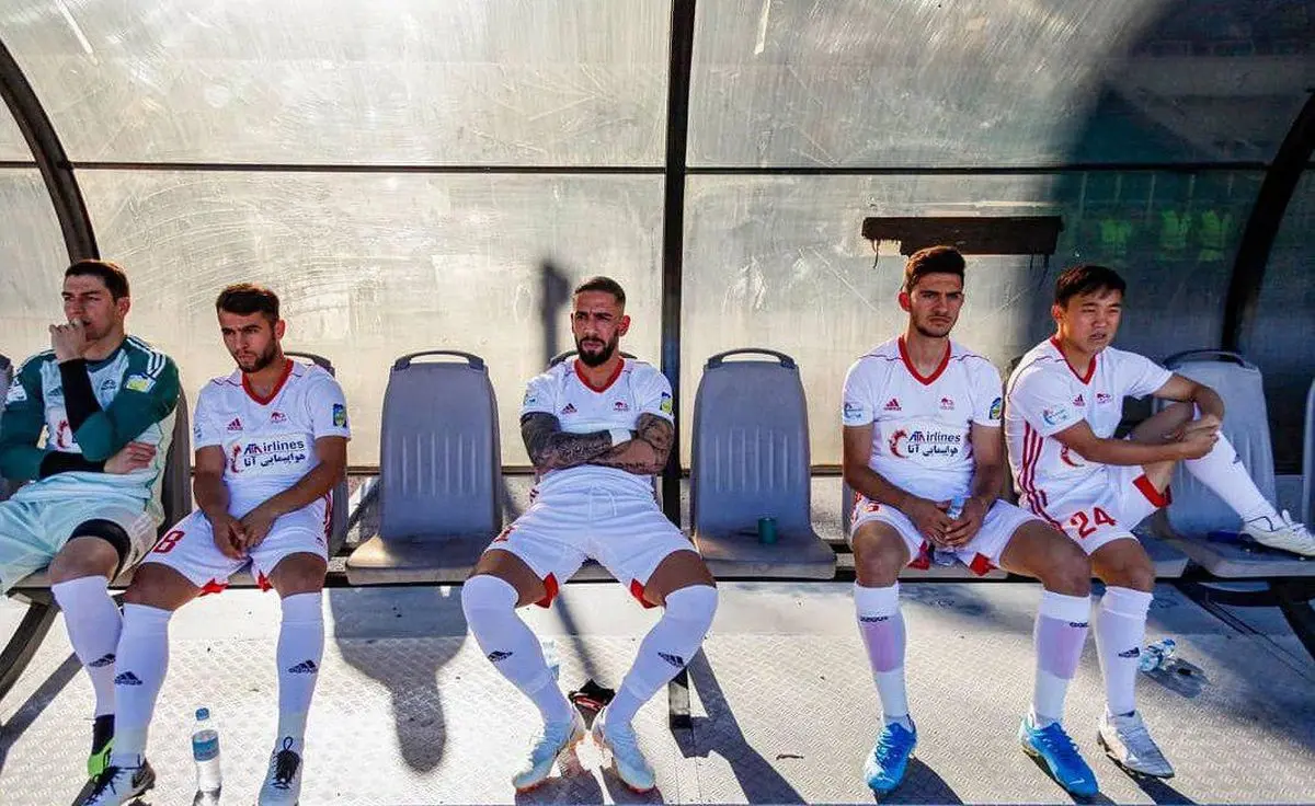 کهکشان دوم تراکتور روی نیمکت